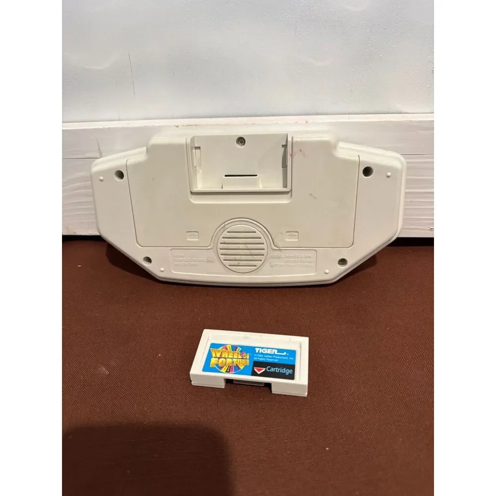 Vintage Tiger Electronics Handheld Video Game 1995 Wheel of Fortune